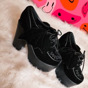 Current Mood Creeper Platforms